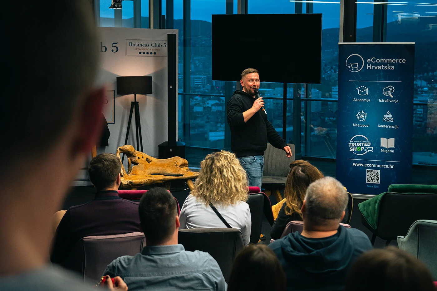 eCommerce Hrvatska — 8
