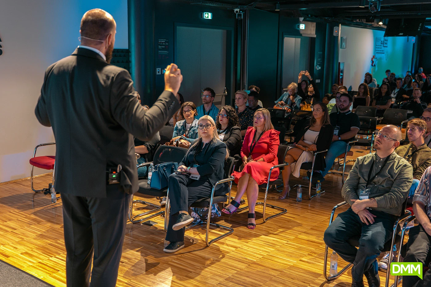 DMM - Conference — 22